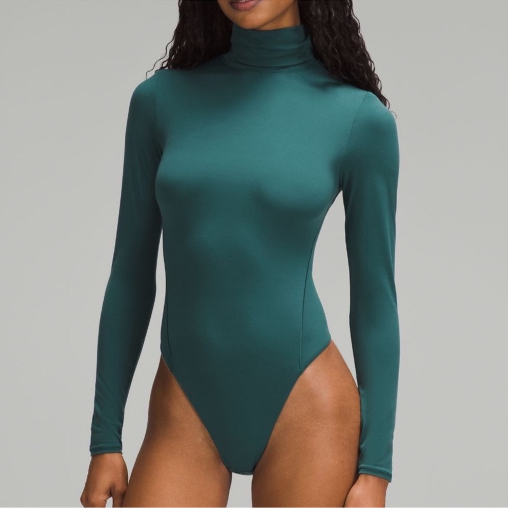 Lululemon Wundermost Ultrasoft Nulu Turtleneck bodysuit in storm teal